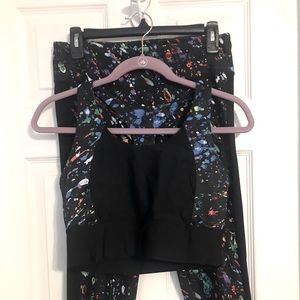 Fabletics workout set.